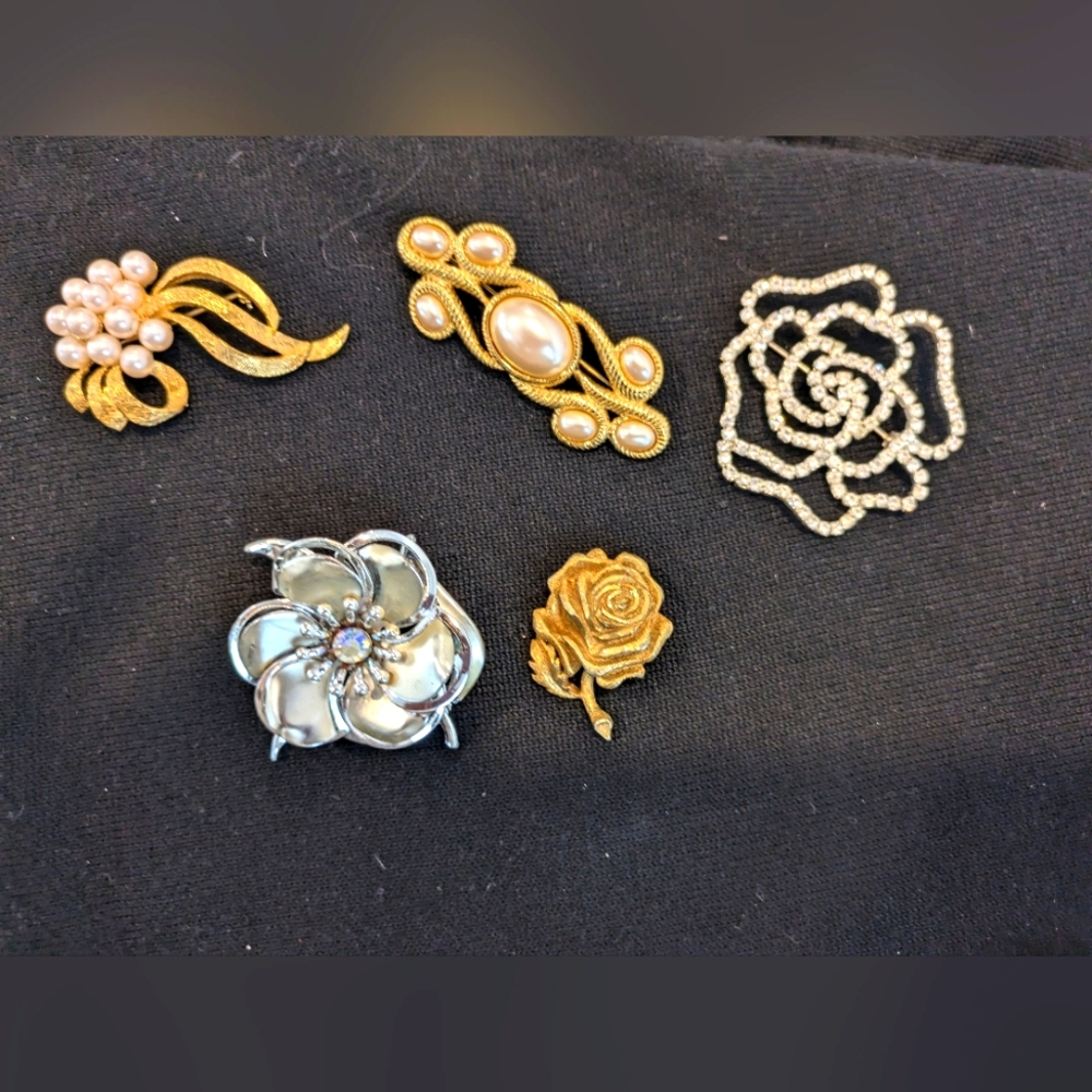 Elegant Gold and Silver Brooch Set of 5